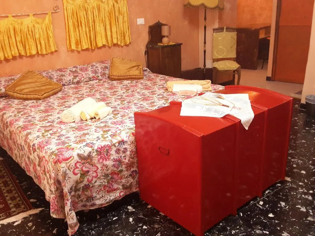 Guest house B&B Au Caruggiu Ceriale Italy
